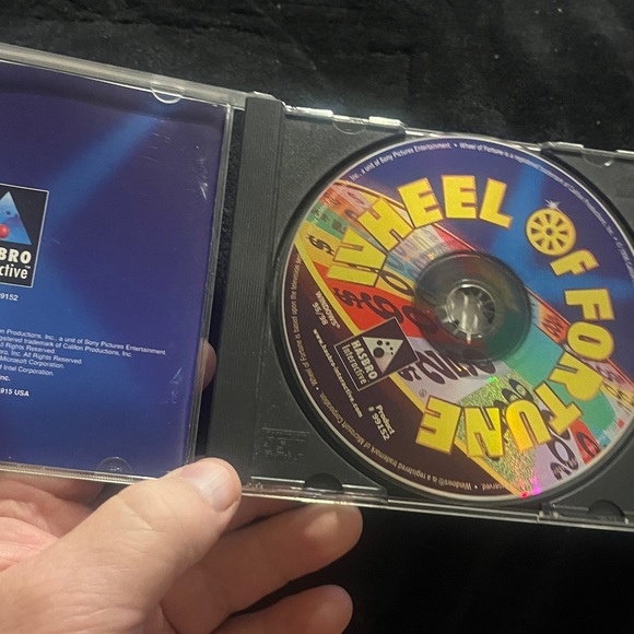 Wheel of Fortune PC CD-ROM game - Picture 3 of 3